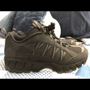 Supreme/Nike air humara men’s size 9.5